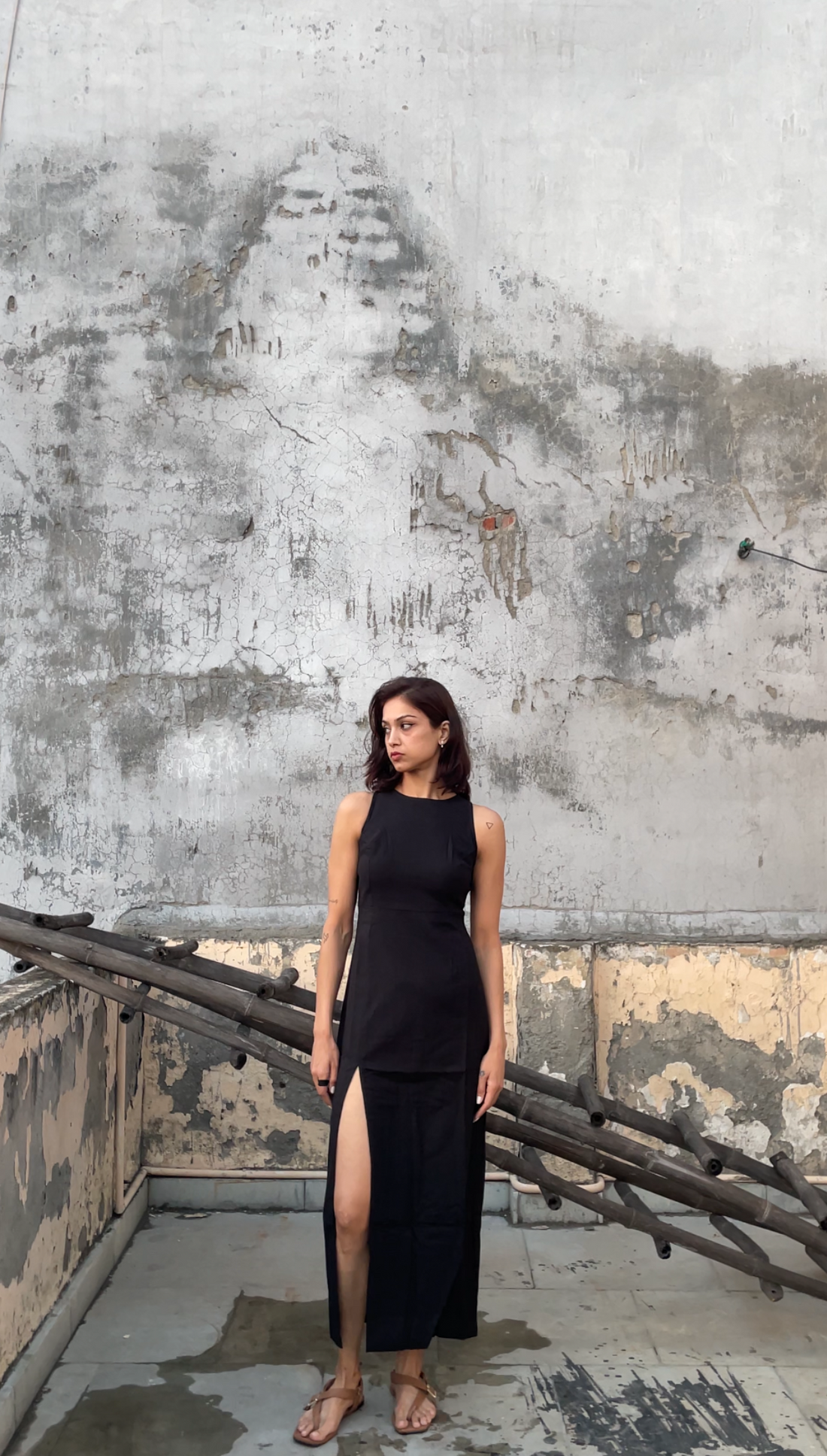 Daffodil Maxi | Solid | Black